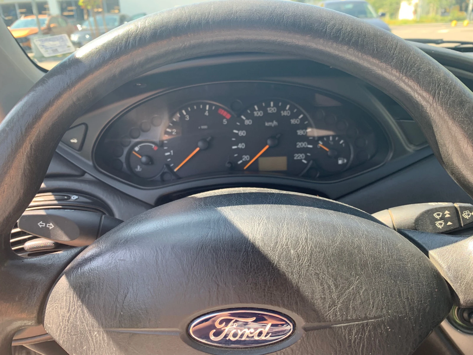 Ford Focus 1.8 TDCI - изображение 10