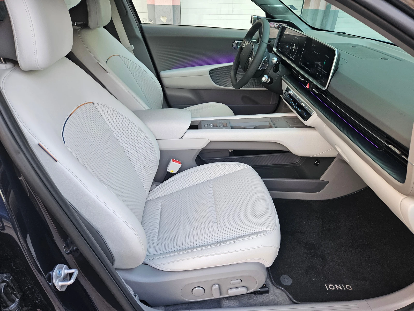 Hyundai Ioniq 6 Premium 4x4-! ! !  | Mobile.bg   16