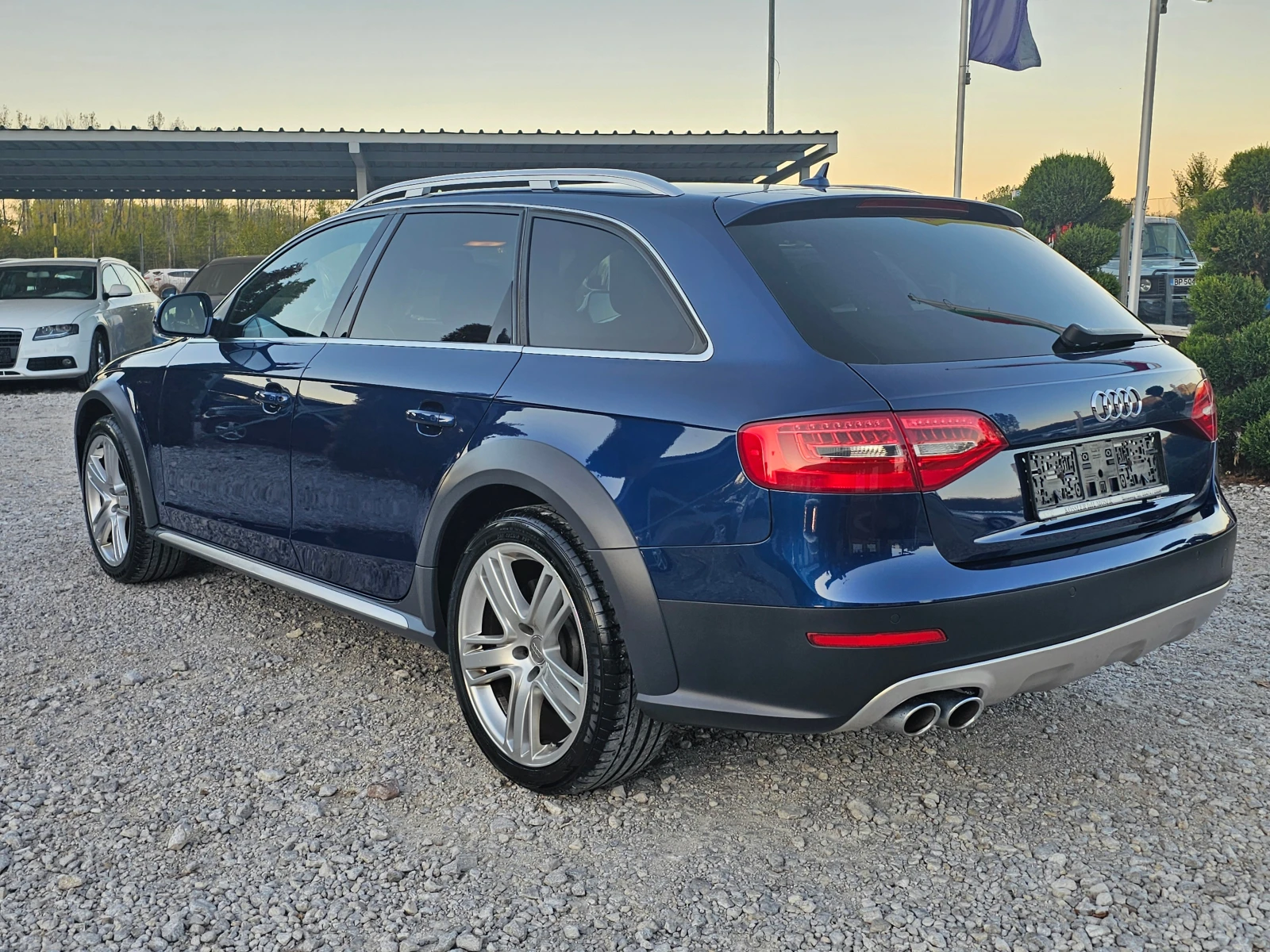 Audi A4 Allroad 2, 0 TDI 150кс. ЕВРО 6B !! ПАНОРАМА !! ФУЛ ЕКСТРИ  - изображение 3