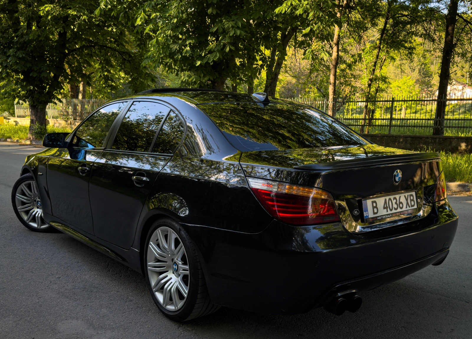 BMW 535 = М-ПАКЕТ= 19 Спайдър= Рекаро= НАВИ=  - изображение 6