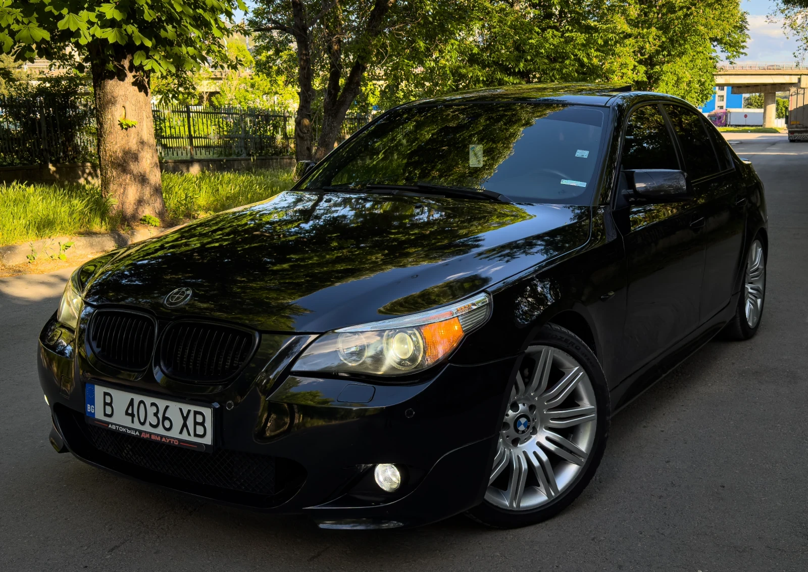 BMW 535 = М-ПАКЕТ= 19 Спайдър= Рекаро= НАВИ=  - изображение 3