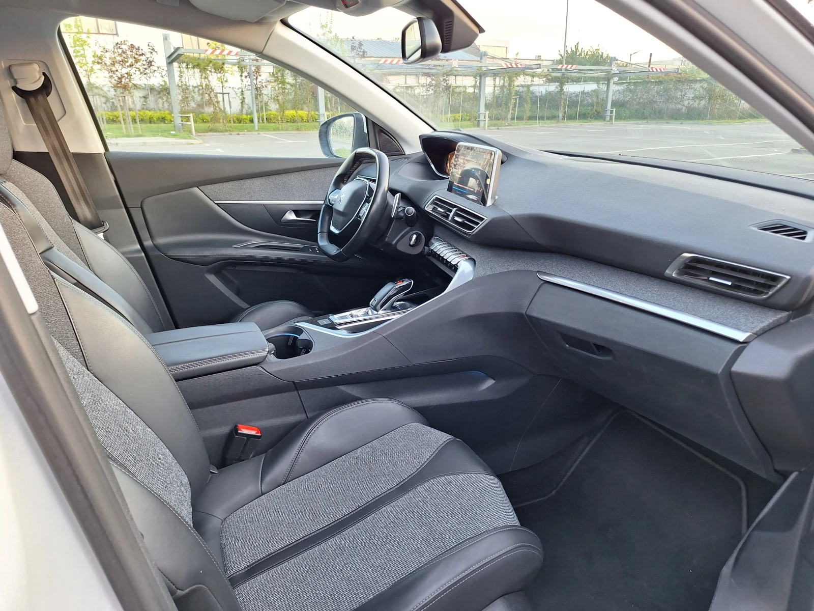 Peugeot 3008 NEW ALLURE 1.2 e-THP 130 EAT6  - изображение 10