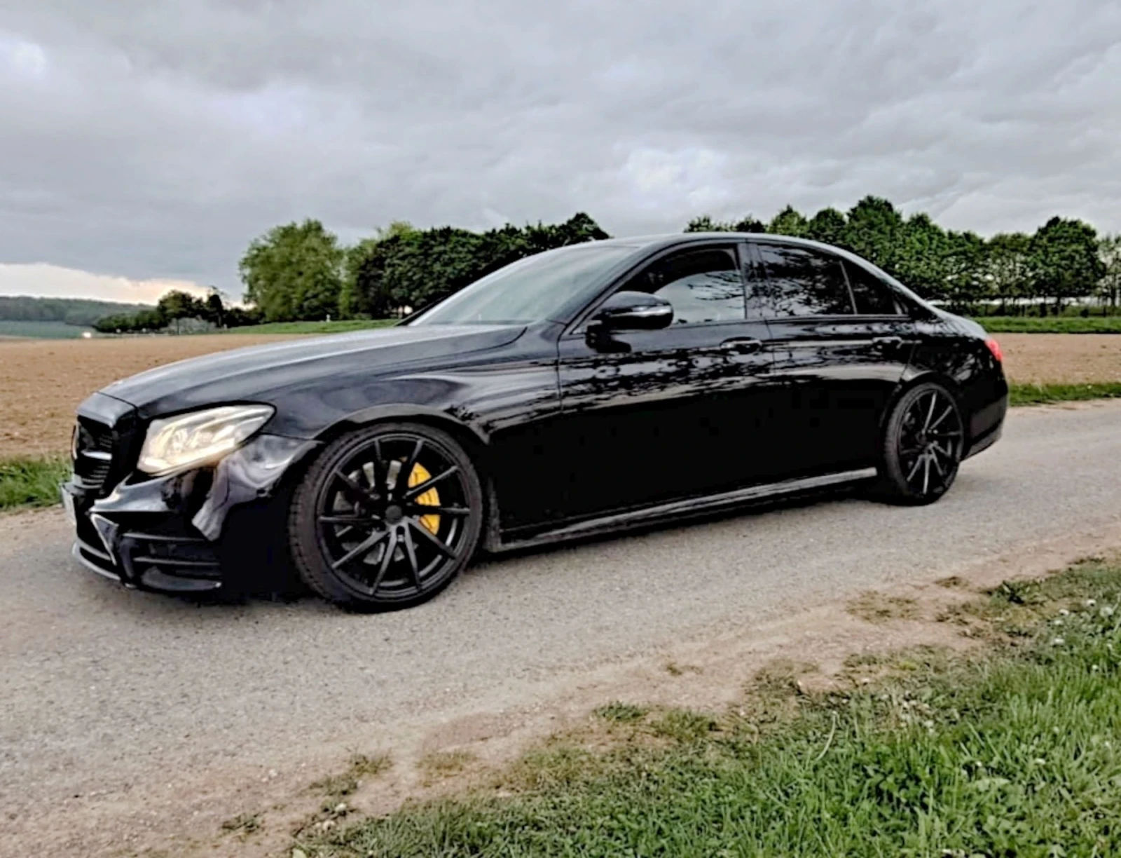 Mercedes-Benz E 350    E350d AMG Line* MULTIBEAM | Mobile.bg   1