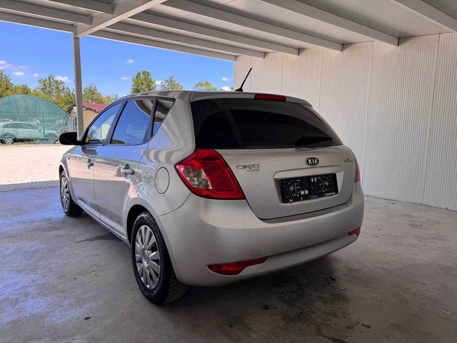 Kia Ceed BENZIN-GERMANY - изображение 4