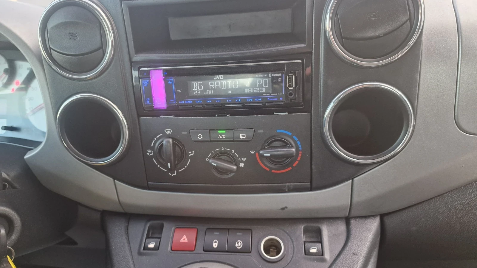 Peugeot Partner 1.6HDI | Mobile.bg   16