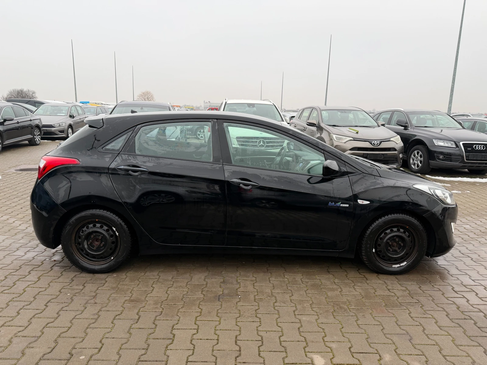 Hyundai I30 1.6CRDI EURO 5 - изображение 5