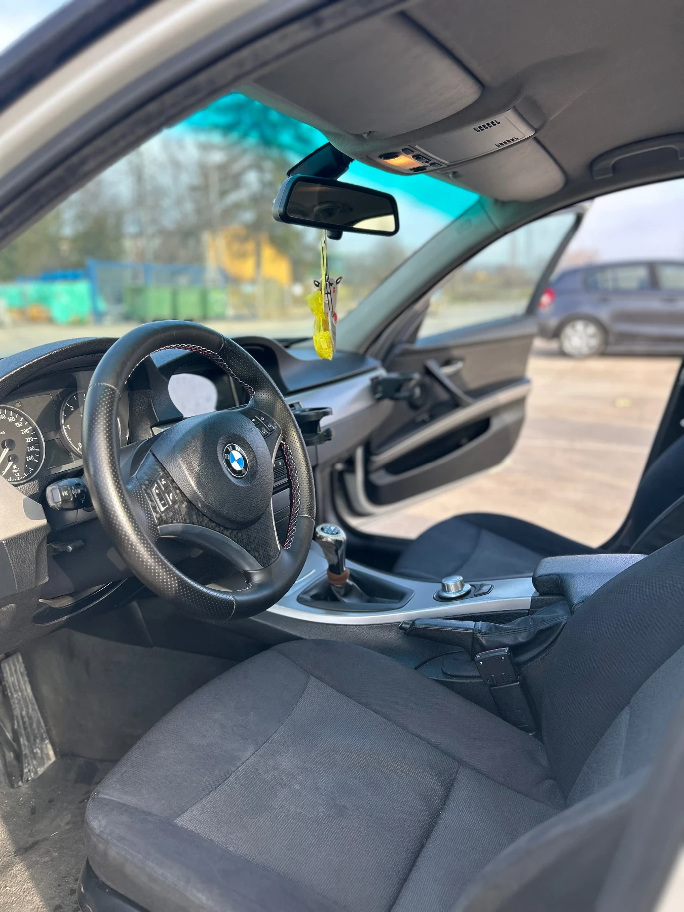 BMW 320  - изображение 7