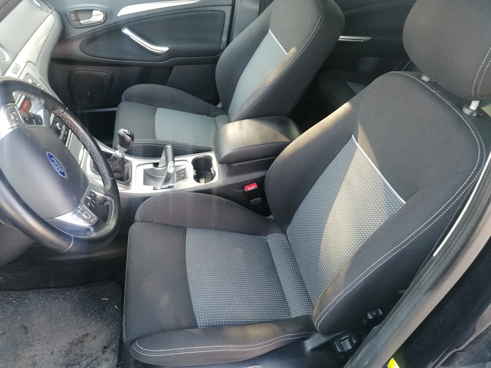 Ford S-Max 1.6 Швейцария , снимка 10 - Автомобили и джипове - 53746804