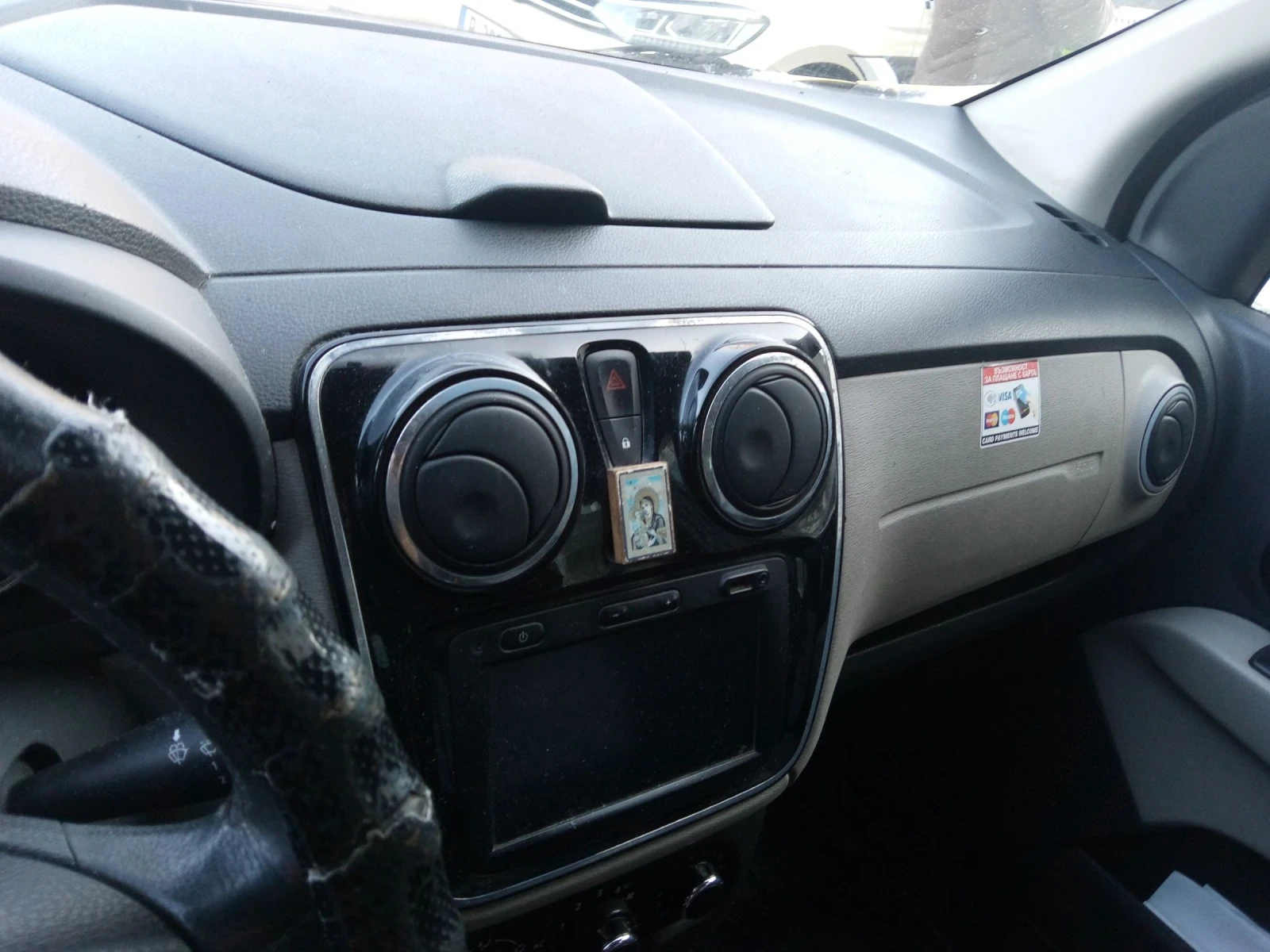 Dacia Lodgy Ван, снимка 4 - Автомобили и джипове - 54311079