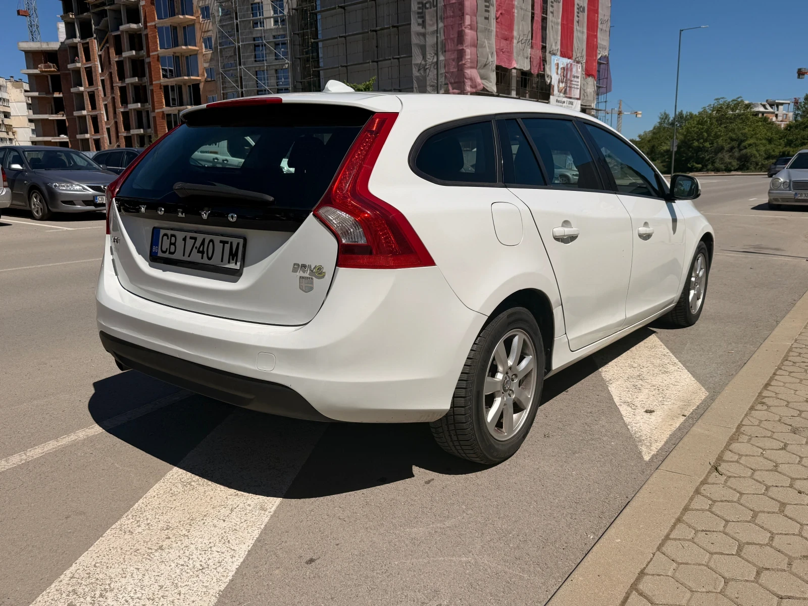 Volvo V60, снимка 6 - Автомобили и джипове - 54552928