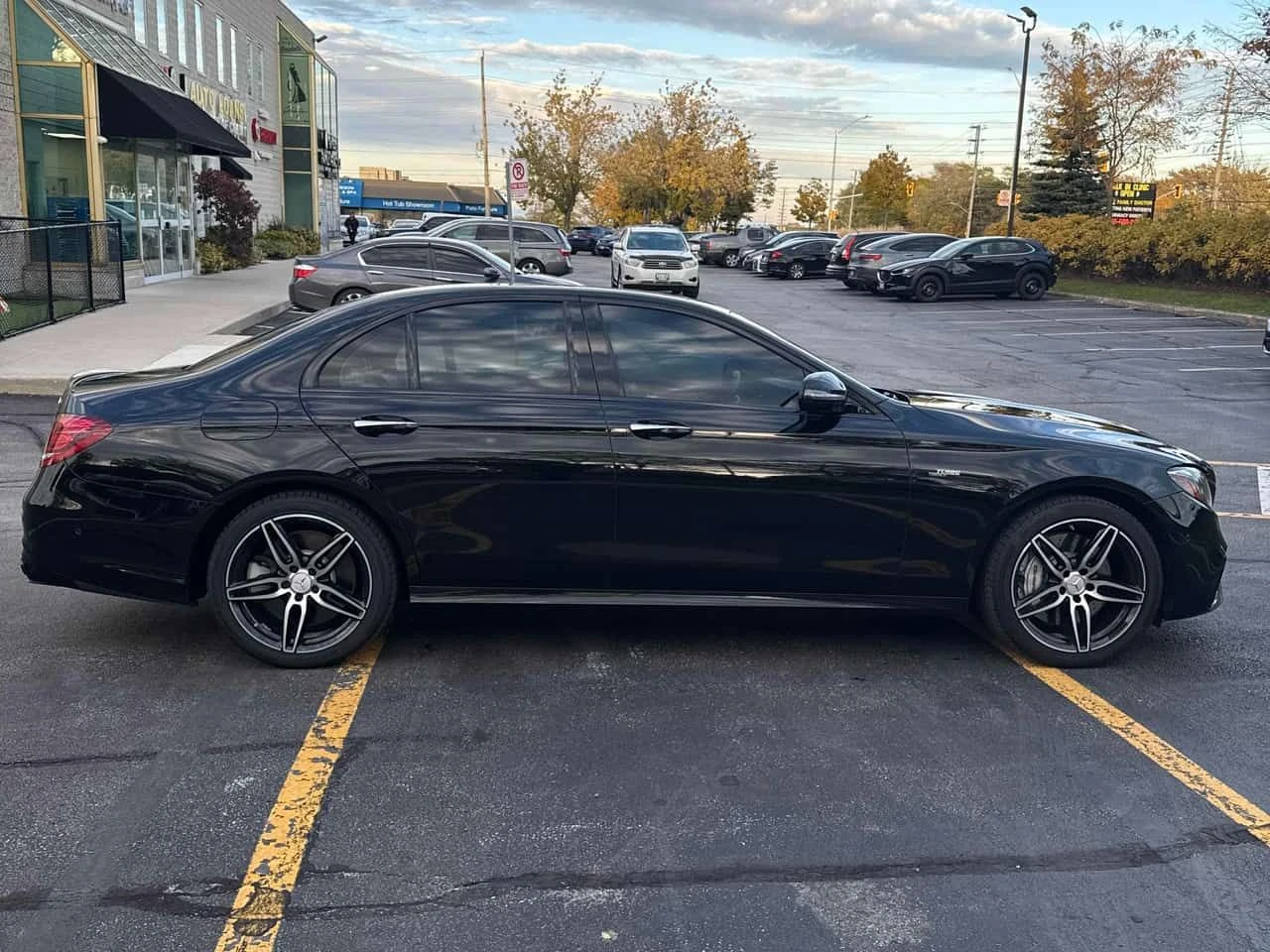 Mercedes-Benz E 53 AMG E 53  CARFAX, снимка 3 - Автомобили и джипове - 54627119