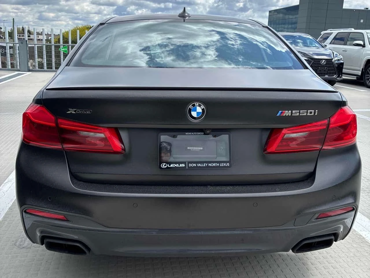 BMW 550 * M550i xDrive * CARFAX * ЦЕНА ДО БГ, снимка 5 - Автомобили и джипове - 54982386
