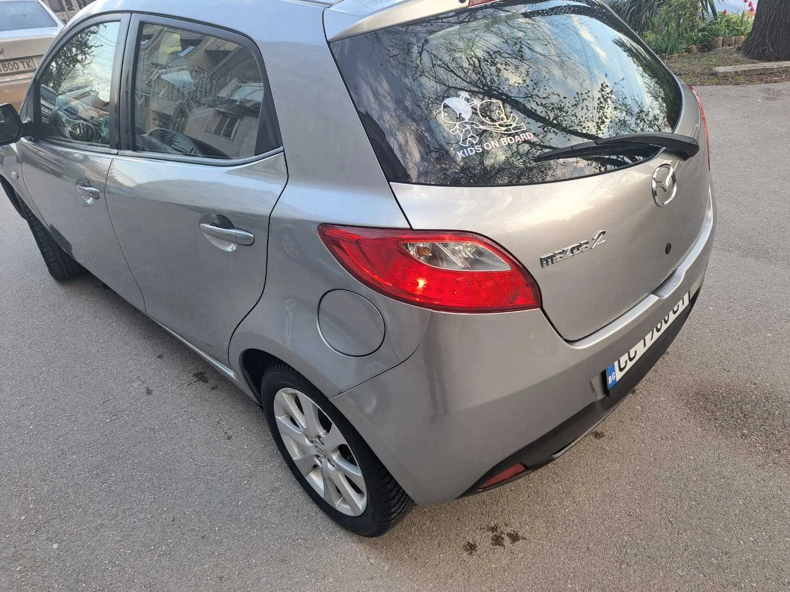 Mazda 2, снимка 5 - Автомобили и джипове - 55261901