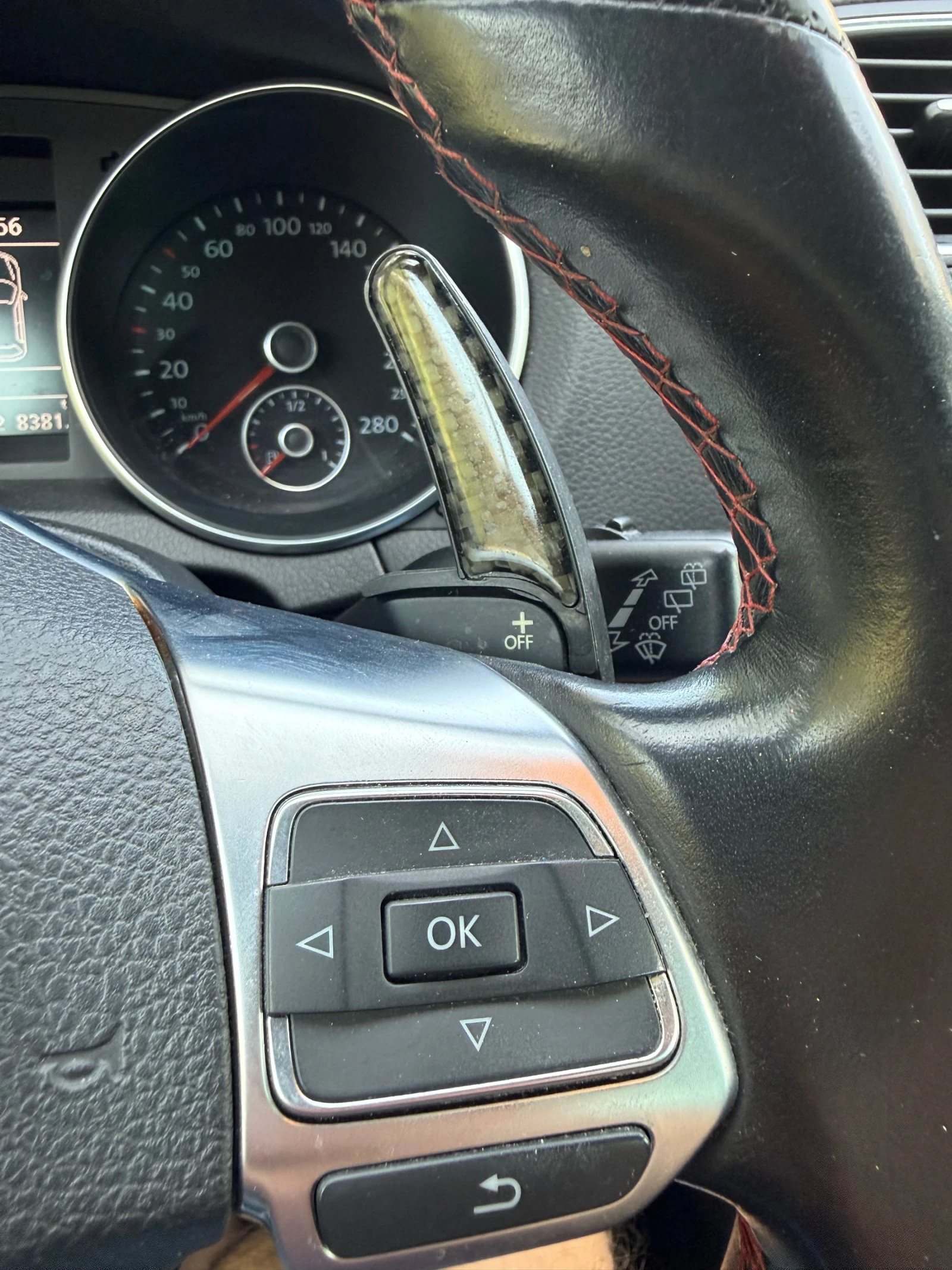 VW Golf 2.0 GTI, снимка 6 - Автомобили и джипове - 55879536