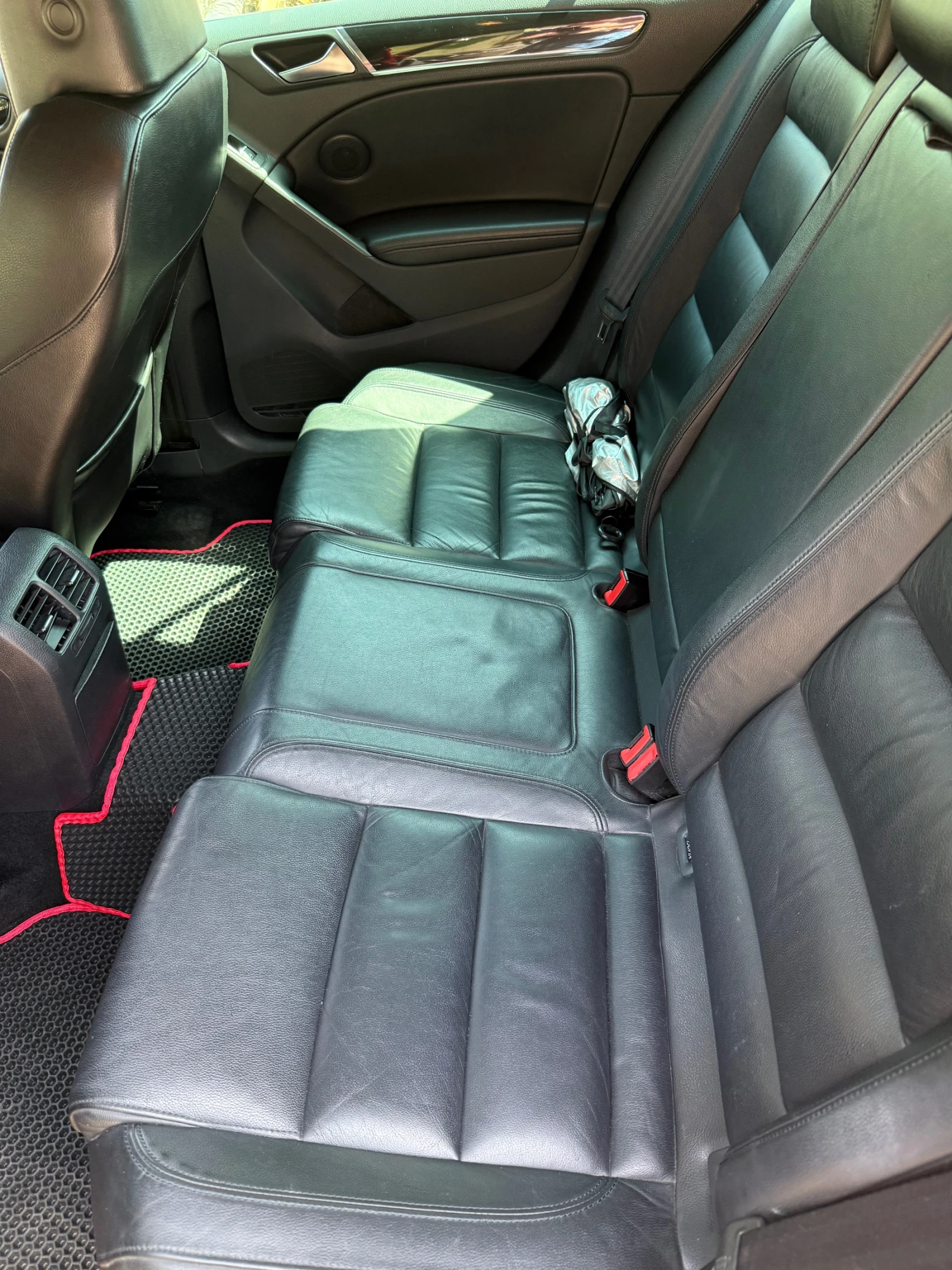 VW Golf 2.0 GTI, снимка 12 - Автомобили и джипове - 55879536