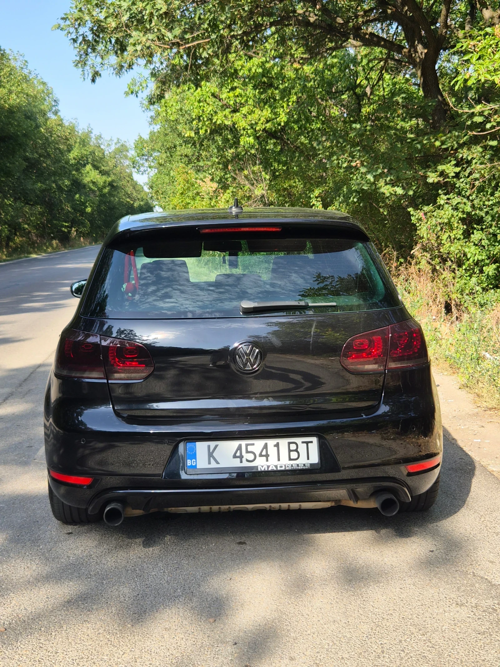 VW Golf 2.0 GTI, снимка 15 - Автомобили и джипове - 55879536