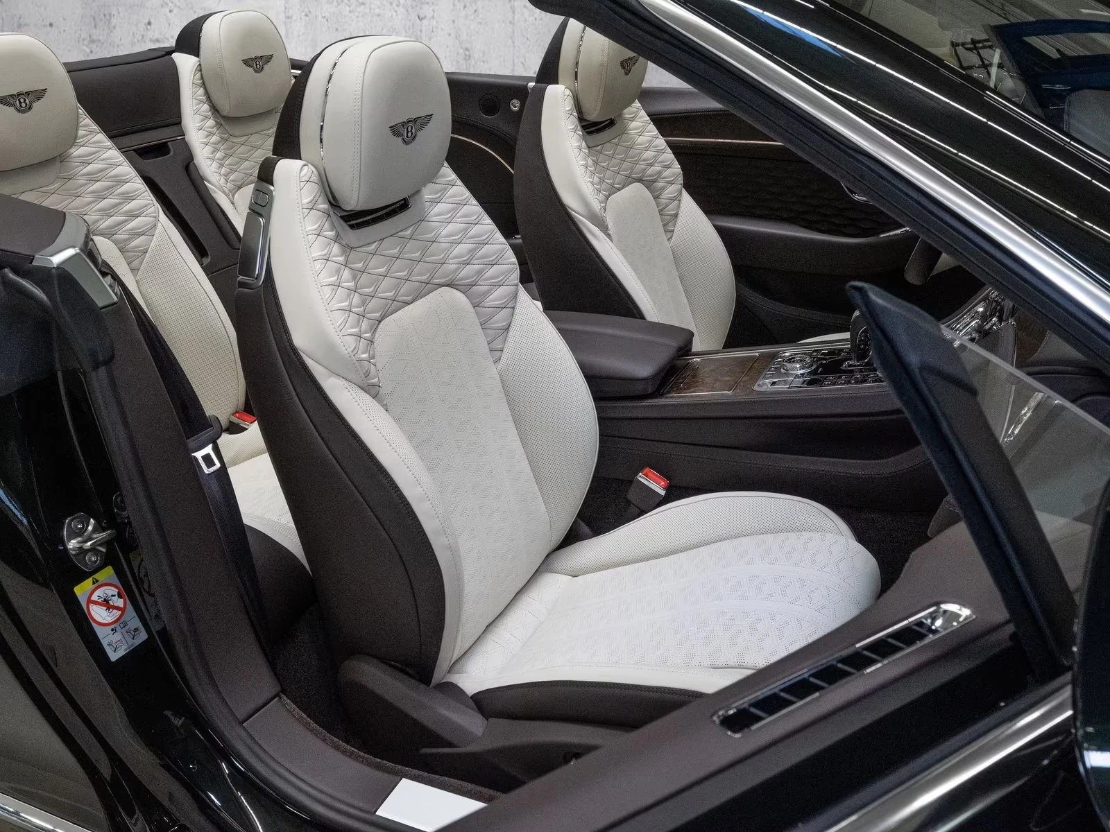 Bentley Continental gt GTC ULTRA PERFORMANCE/ MULLINER / B&O / 360 / HUD/, снимка 16 - Автомобили и джипове - 55951279