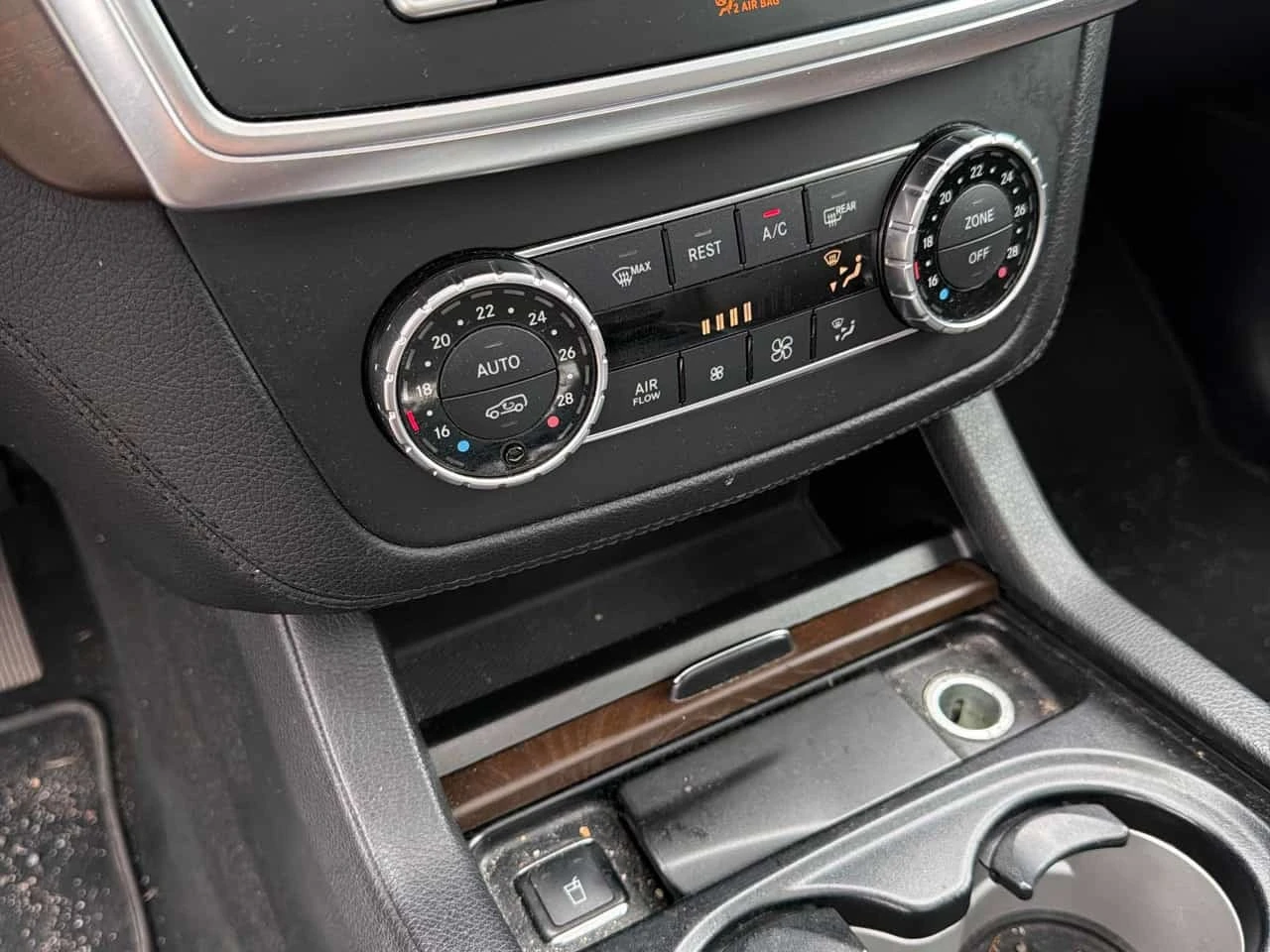 Mercedes-Benz ML 550 * CARFAX * ��� ������������ ������ | Mobile.bg � ����������� 13