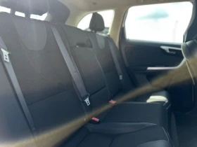 Volvo XC60 / MOMENTUM / 163 HP / TOP /, снимка 11