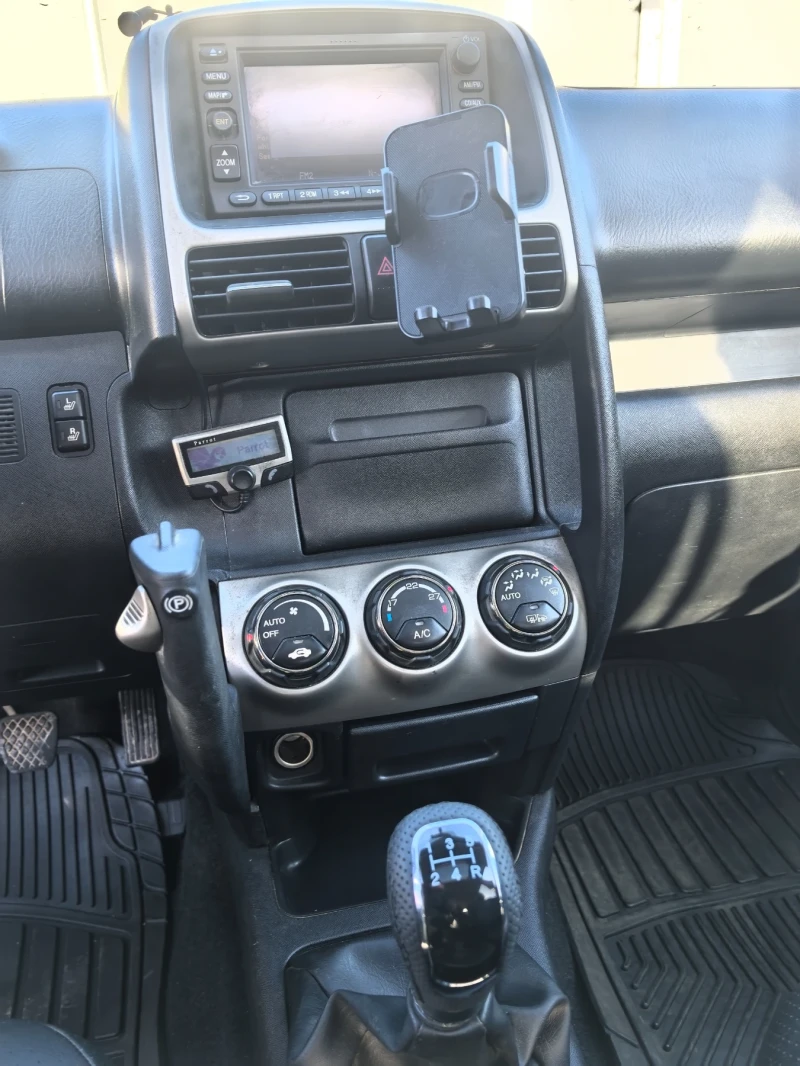 Honda Cr-v ПЕРФЕКТЕН БЕЗ РЪЖДА , снимка 15 - Автомобили и джипове - 52851439