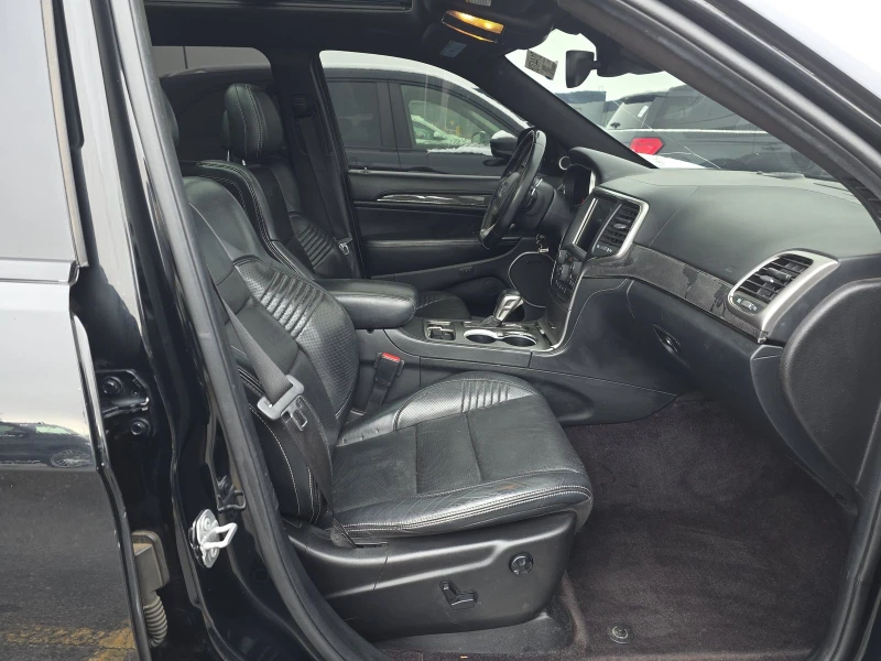 Jeep Grand cherokee 2017 Jeep Grand Cherokee SRT, снимка 13 - Автомобили и джипове - 53293706