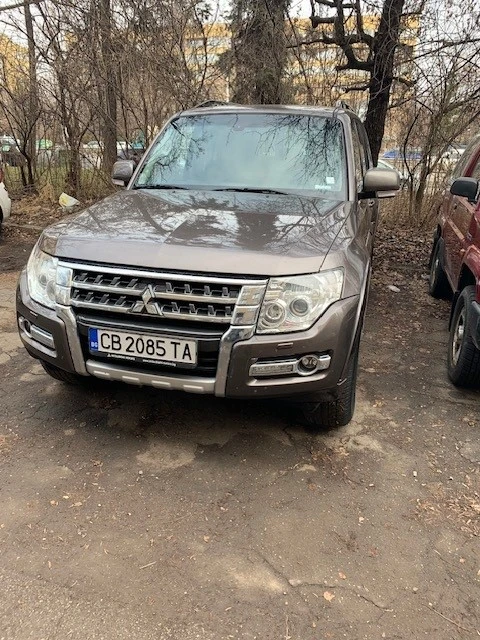 Mitsubishi Pajero, снимка 1 - Автомобили и джипове - 48893319