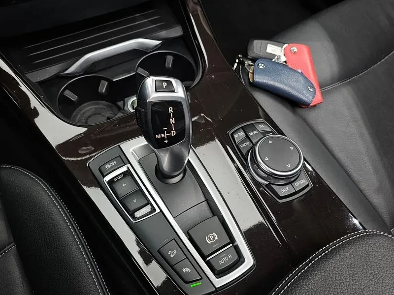 BMW X3 2.0d, снимка 8 - Автомобили и джипове - 55347753