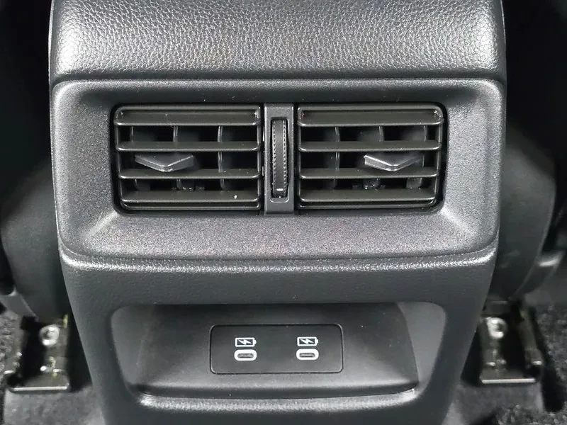 Honda Cr-v 2.0 HYBRID 2WD, снимка 16 - Автомобили и джипове - 55717300