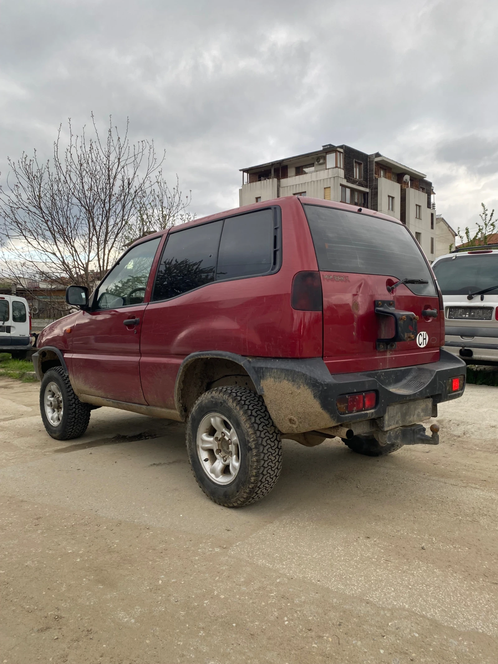Nissan Terrano 2.4i - изображение 4