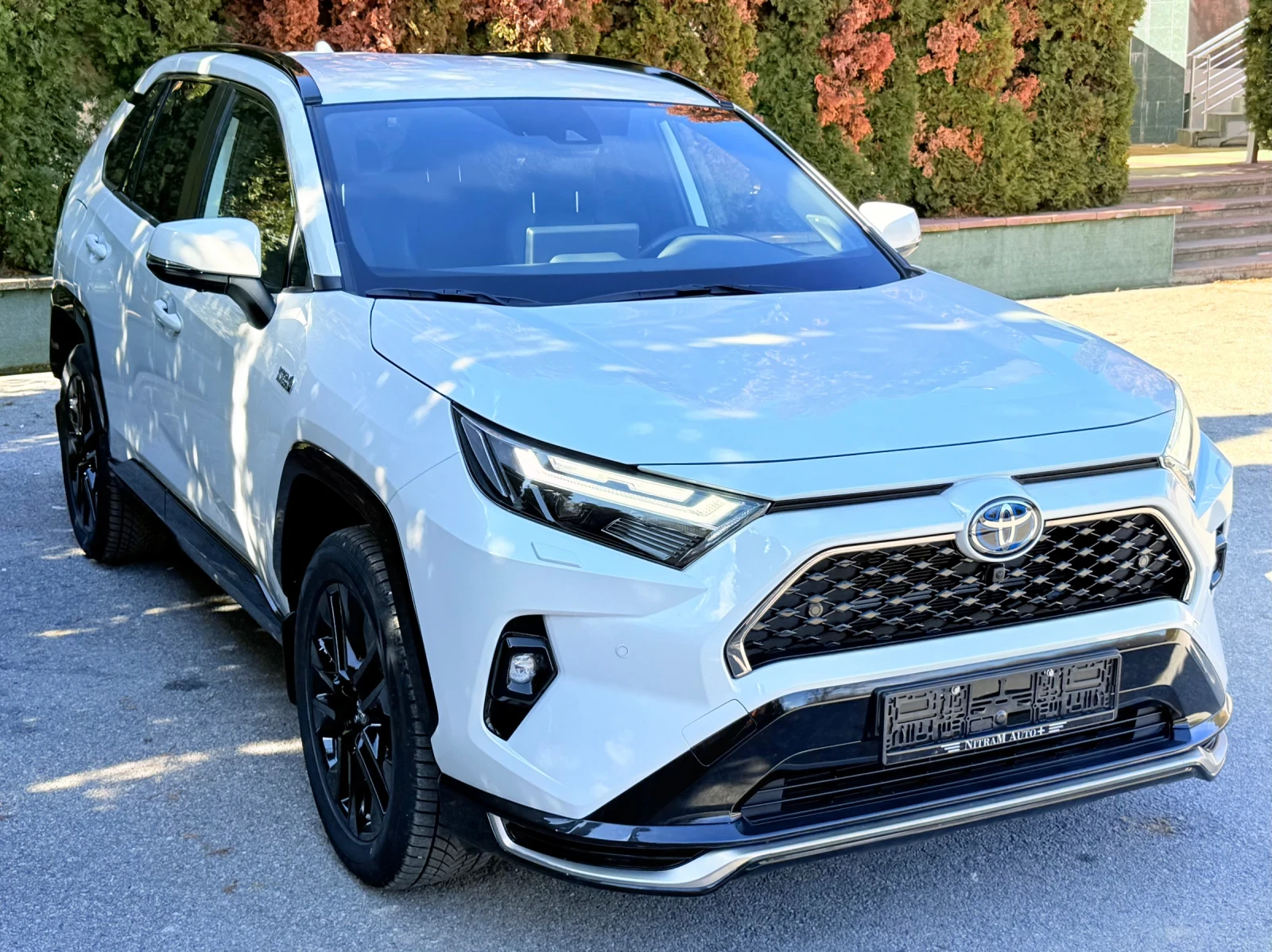 Toyota Rav4 Plug In Hybrid/Facelift/JBL/360/Гаранция/20000км. - изображение 3