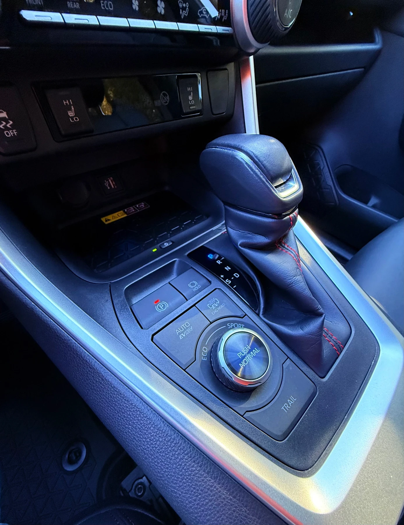 Toyota Rav4 Plug In Hybrid/Facelift/JBL/360/Гаранция/20000км. - изображение 10