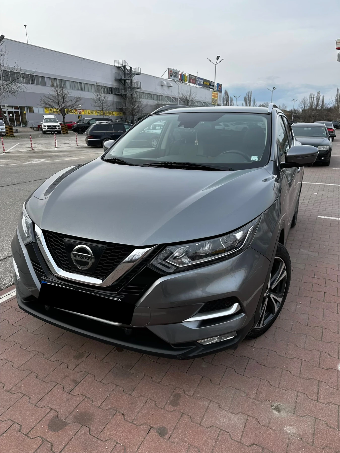 Nissan Qashqai Tekna, снимка 2 - Автомобили и джипове - 53978044