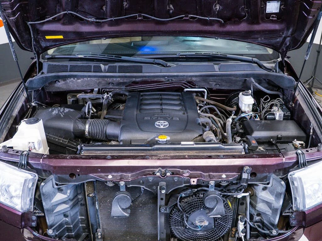 Toyota Sequoia LIMITED* 5.7* V8* ПОДГРЕВ* КАМЕРА* КЕЙЛЕС, снимка 16 - Автомобили и джипове - 54939451