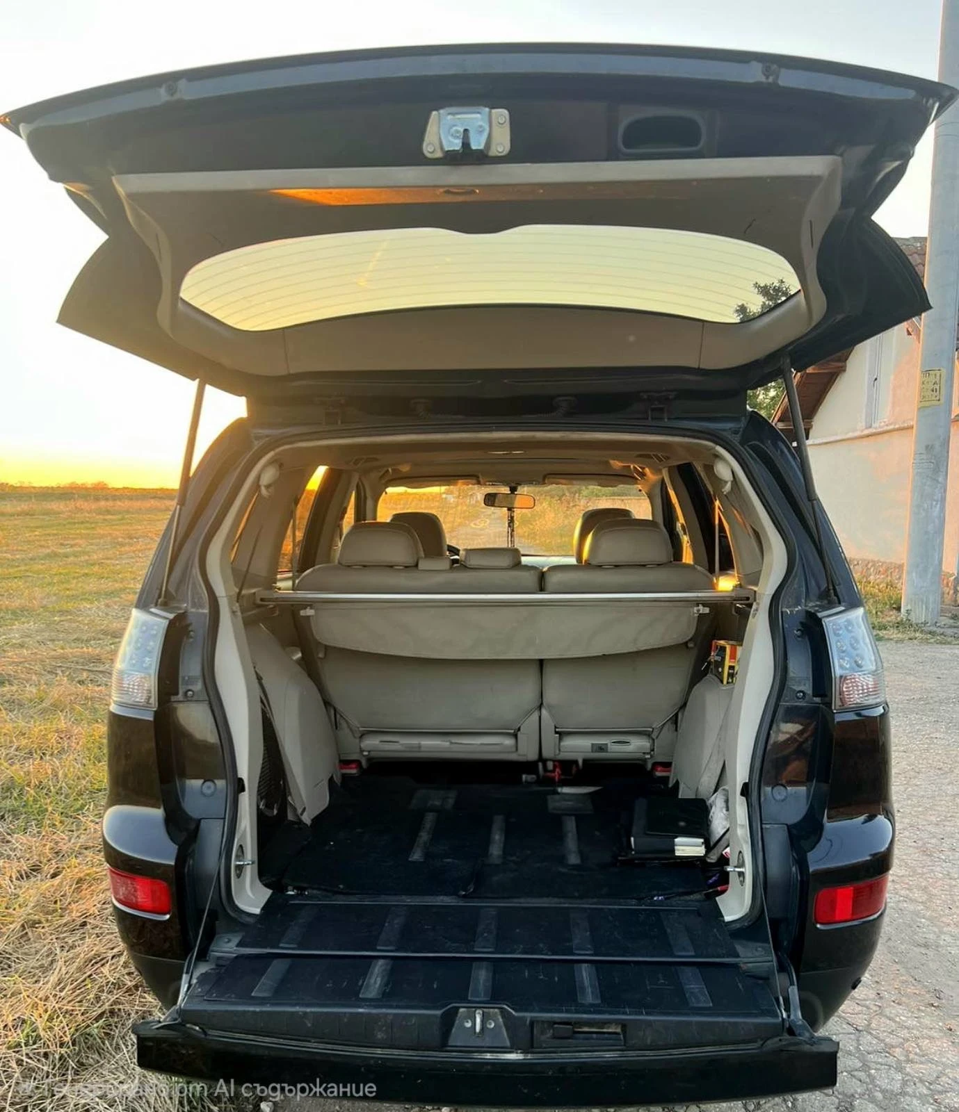 Mitsubishi Outlander, снимка 7 - Автомобили и джипове - 55236835