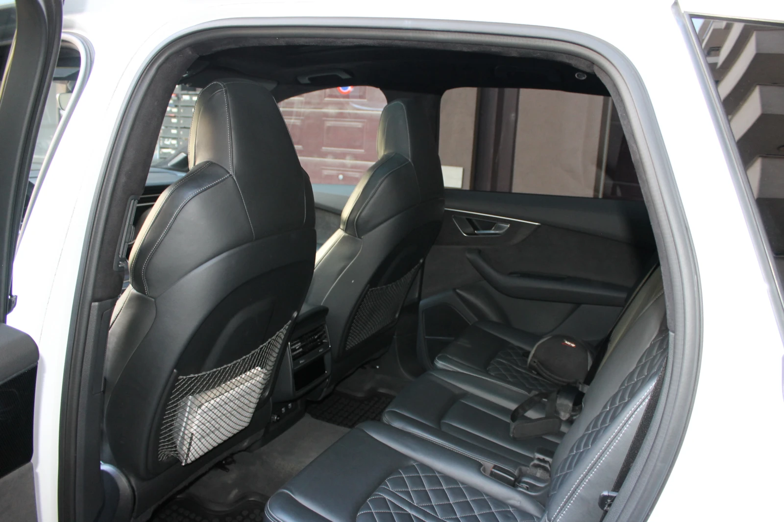 Audi SQ7 TFSI/Quattro/Pano, снимка 11 - Автомобили и джипове - 55378478