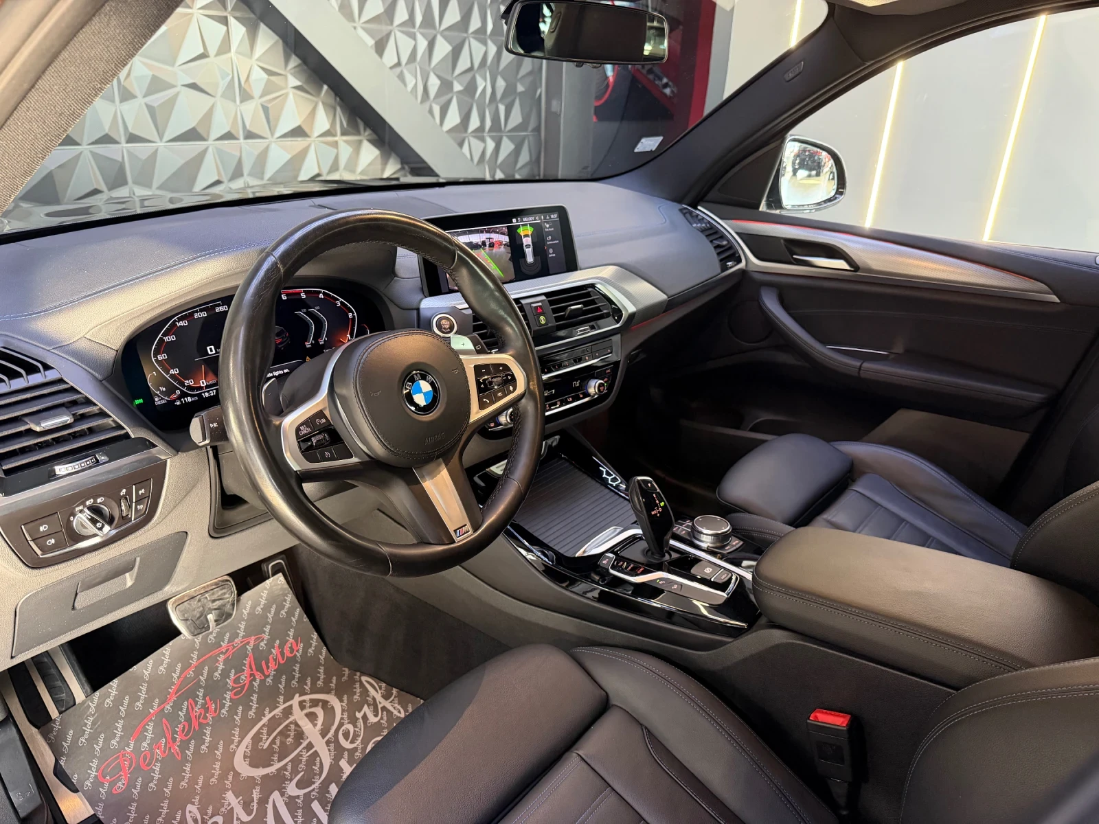 BMW X3 40d xDrive * M PACKET * КАМЕРА * LED * , снимка 7 - Автомобили и джипове - 55396206