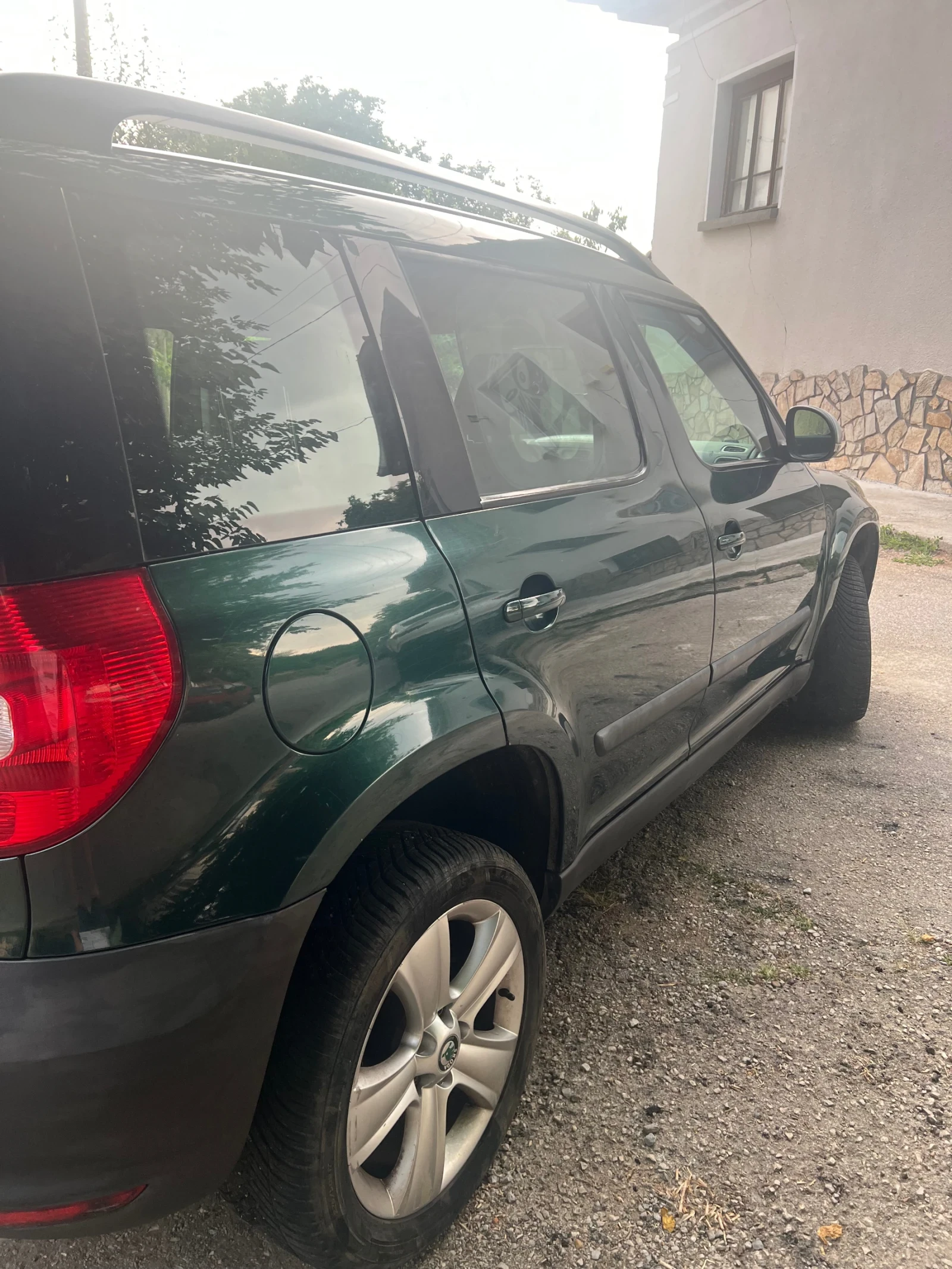 Skoda Yeti бензин/газ, снимка 3 - Автомобили и джипове - 55619280