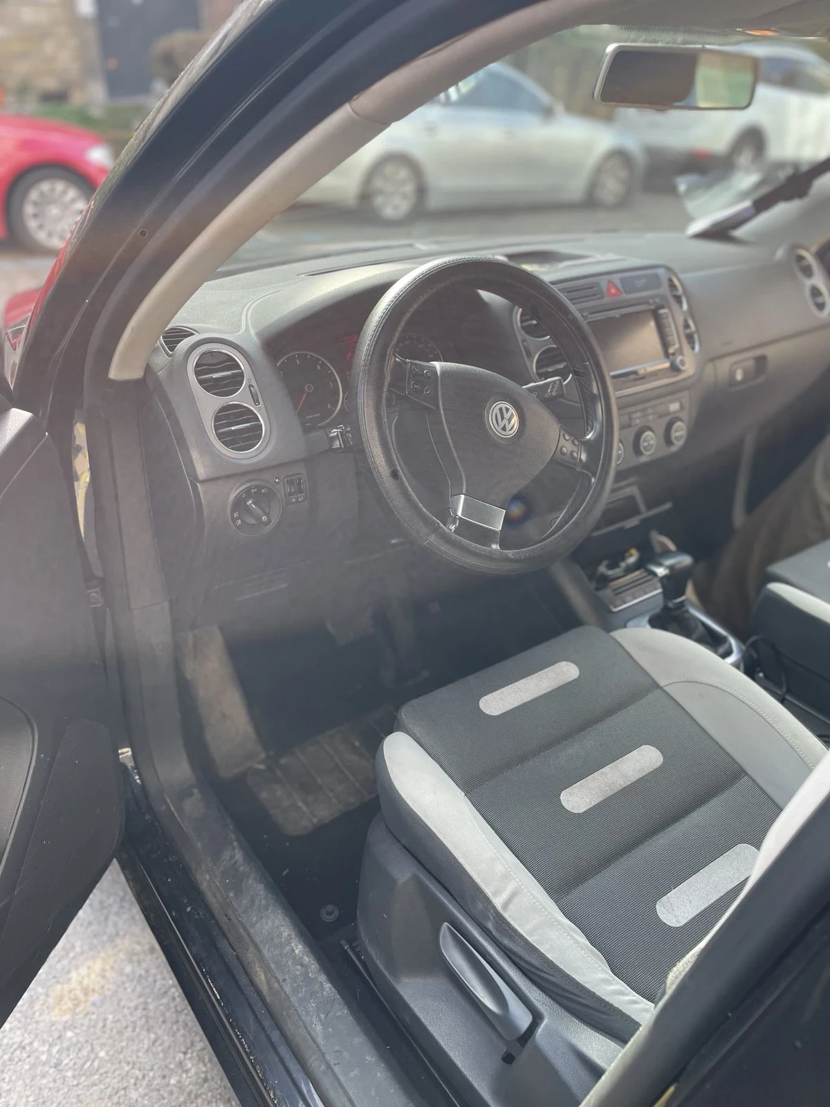 VW Tiguan 2.0 TDI, снимка 5 - Автомобили и джипове - 55727523