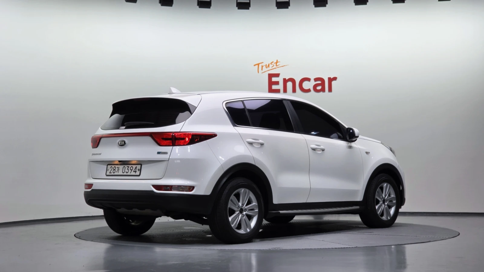 Kia Sportage 1.7* КРАЙНА ЦЕНА, снимка 2 - Автомобили и джипове - 56025429