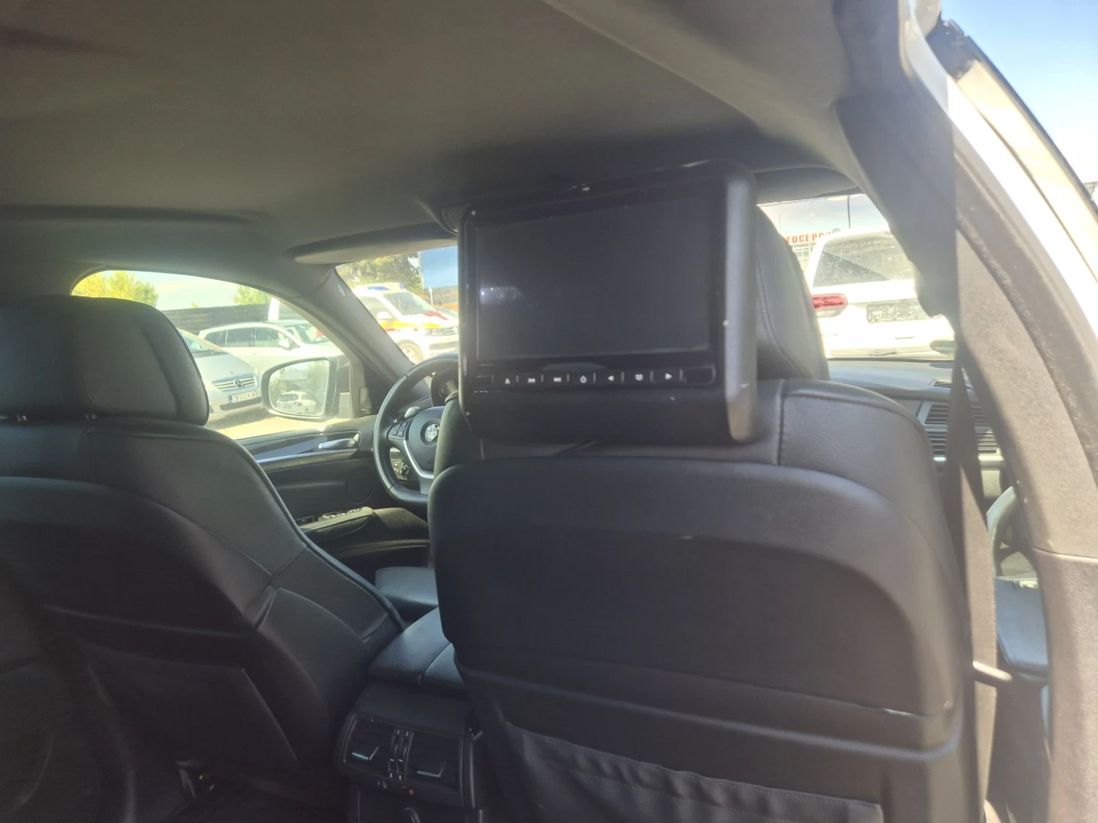 BMW X6 3.5D, сменени вериги, 7000евро музика, снимка 13 - Автомобили и джипове - 56097555