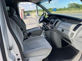 Opel Vivaro 1.9DI 8 МЕСТА КЛИМАТИК ПЕРФЕКТЕН, снимка 11