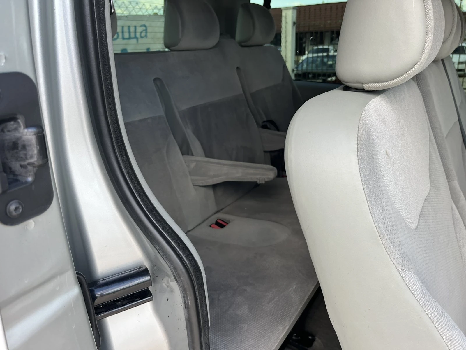 Opel Vivaro 1.9DI 8 МЕСТА КЛИМАТИК ПЕРФЕКТЕН, снимка 9 - Бусове и автобуси - 54896727