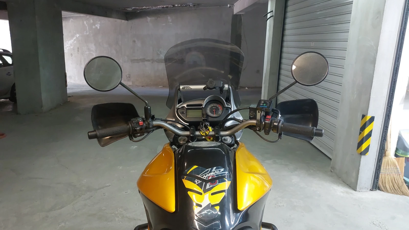 Honda Xlv 700, снимка 6 - Мотоциклети и мототехника - 56165621