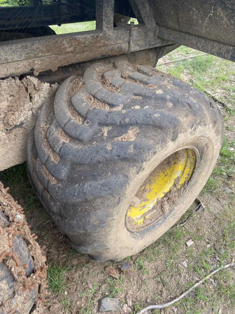 Специализирани машини Машини за дърводобив John Deere 810D, снимка 9 - Селскостопанска техника - 49479121