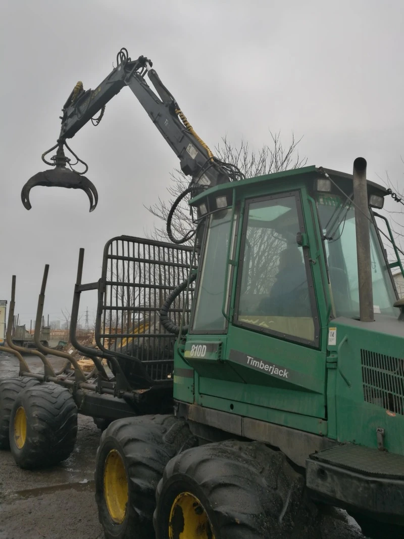 Специализирани машини Машини за дърводобив John Deere 810D, снимка 12 - Селскостопанска техника - 49239675