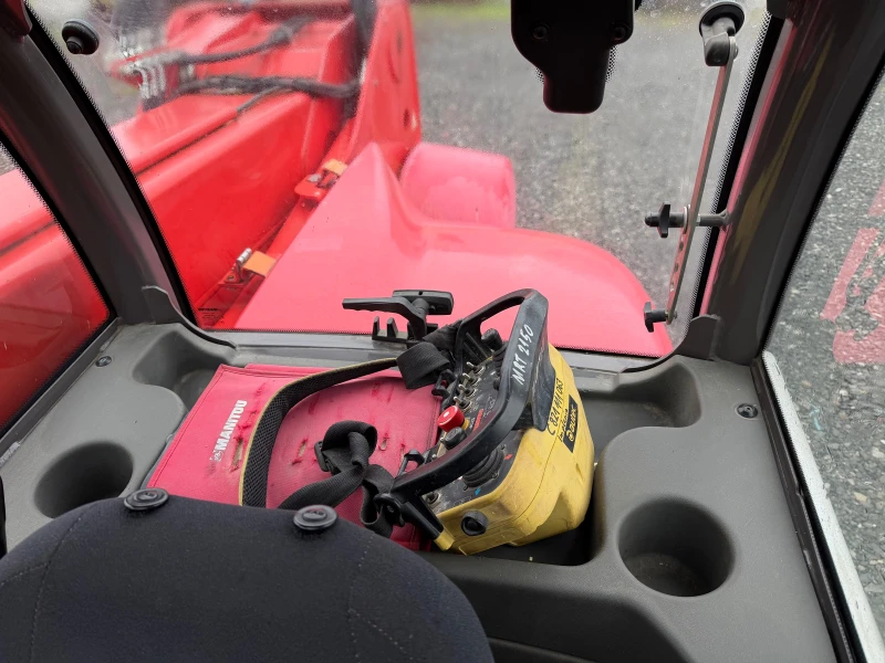Телескопични товарачи Manitou MRT 2150+ С 2 БРОЯ УРЕДИ ЛИЗИНГ, снимка 12 - Индустриална техника - 52101138