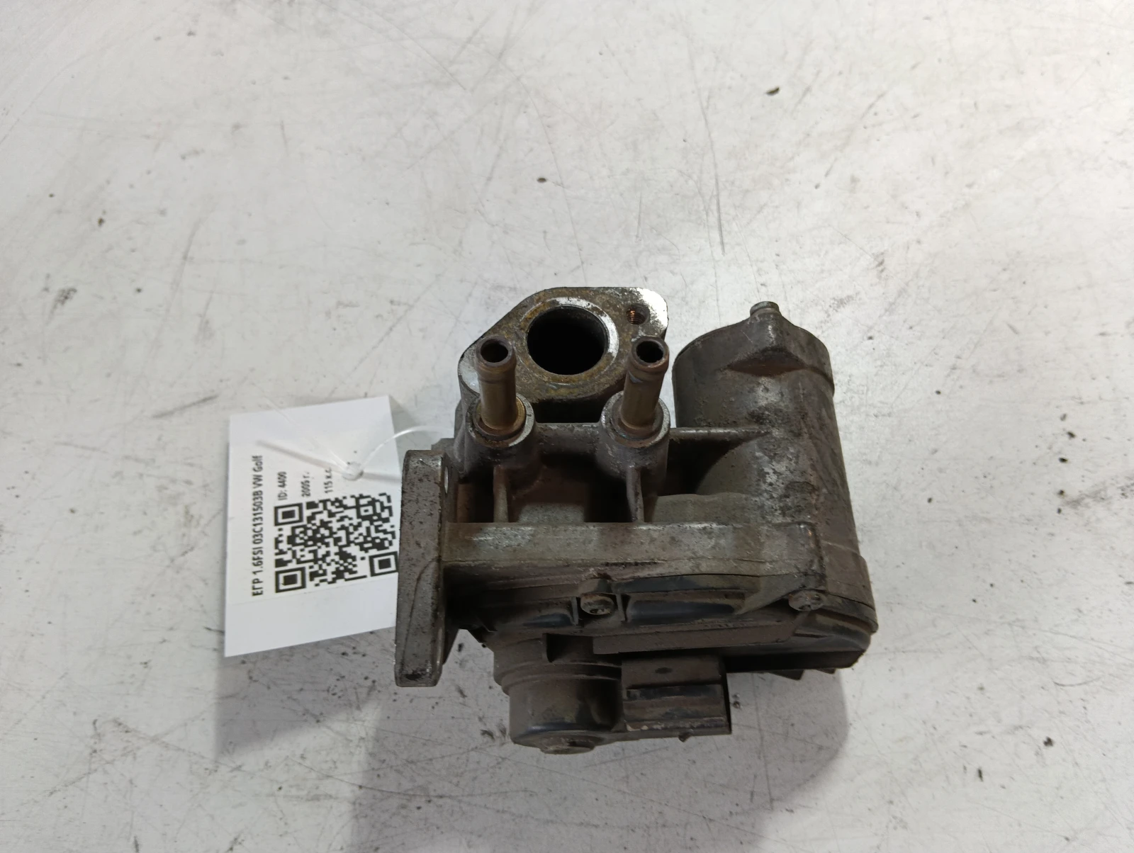 ЕГР 1.6FSI 03C131503B VW Golf