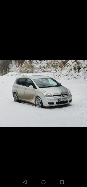 Toyota Corolla verso AUR10, снимка 2