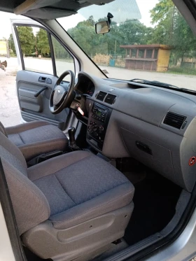 Ford Connect 1.8i Tourneo | Mobile.bg    11