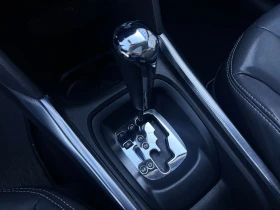 Peugeot 2008 1.6i AВТОМАТИК   - 13499 лв. / 6901.93 € - 27973322 11
